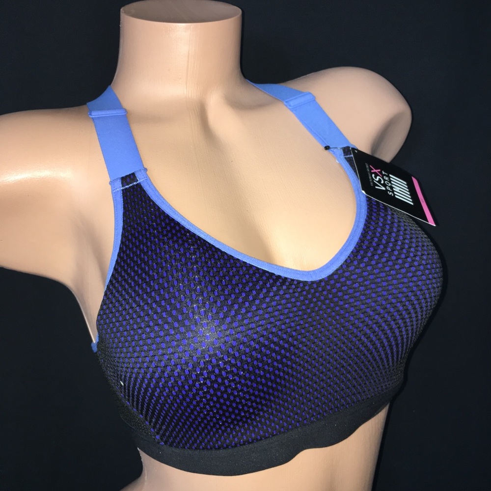 NEW Victoria’s Secret Sports Bra